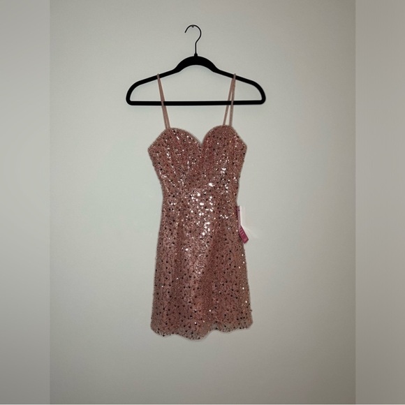 GB Social - Social Beaded Sequin Mesh Mini Party Dress - Size 1 - Picture 3 of 13